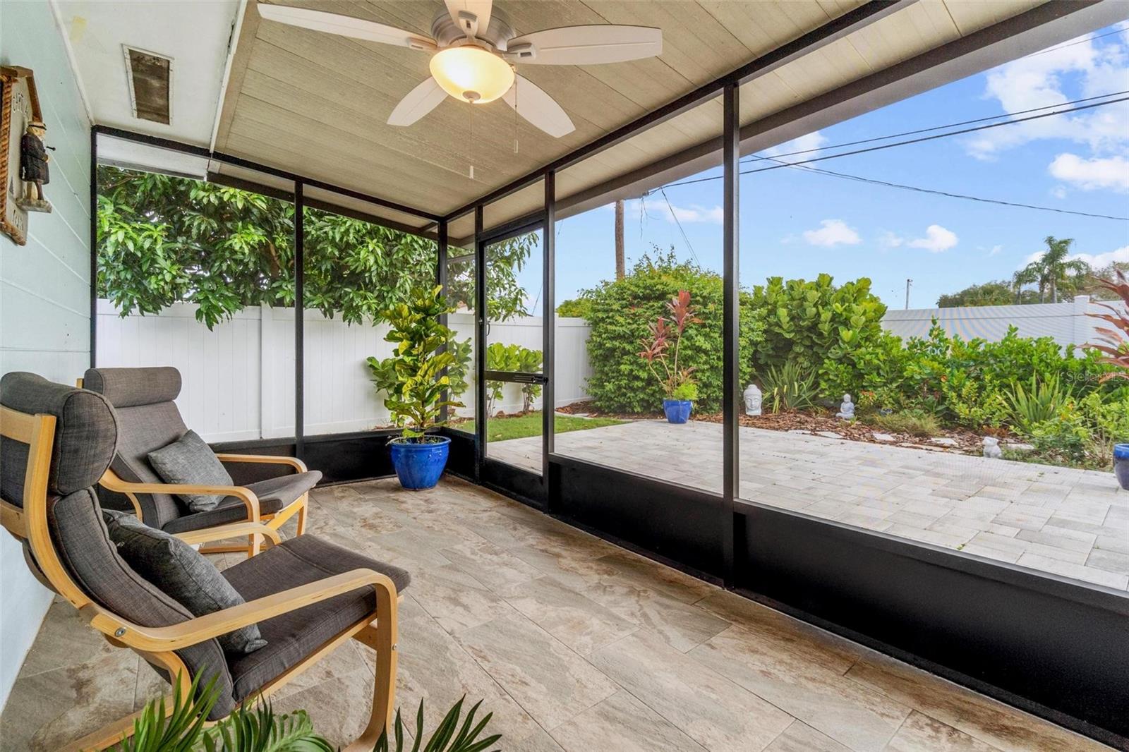 SHERYL MANOR UNIT 2 1ST ADD - Residential