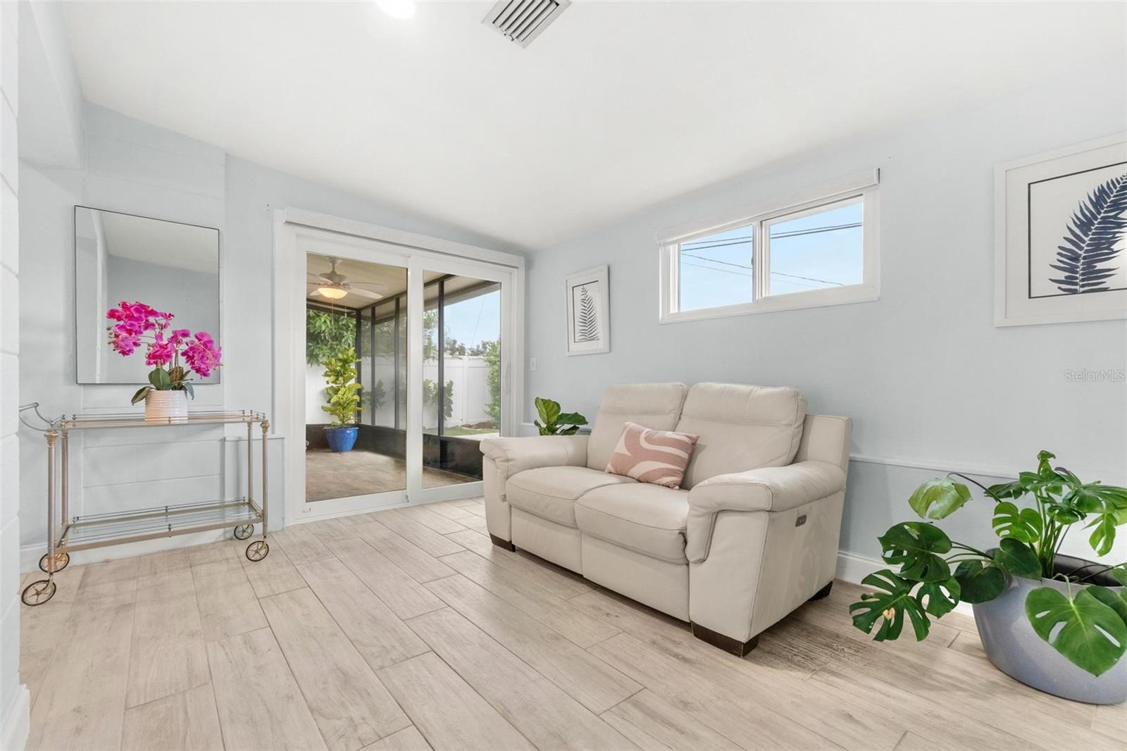 SHERYL MANOR UNIT 2 1ST ADD - Residential