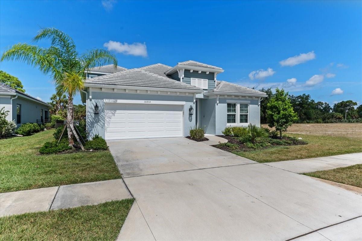 10214 CRYSTAL ISLES CIRCLE
