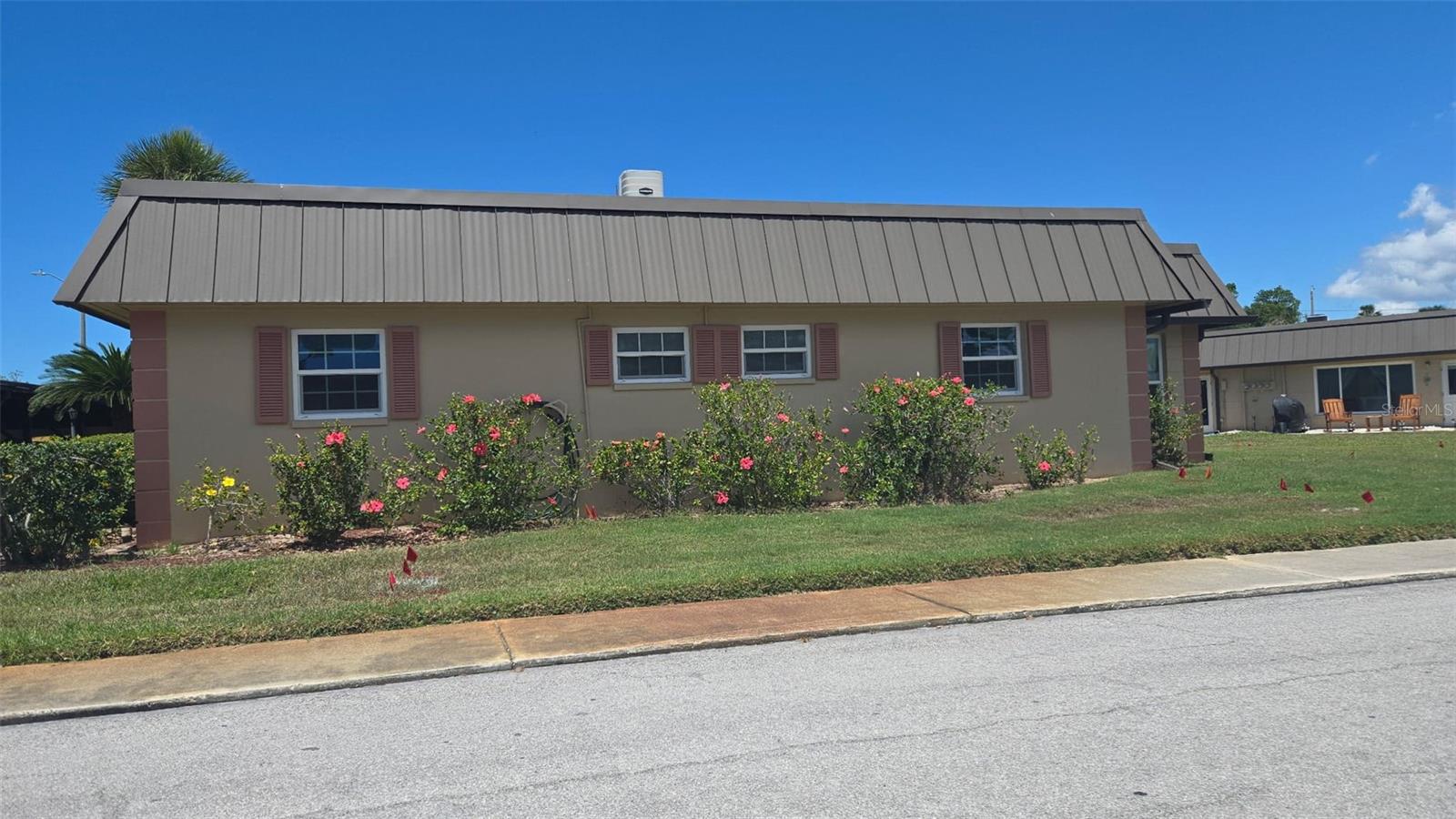 4249 STRATFORD DRIVE 4249
