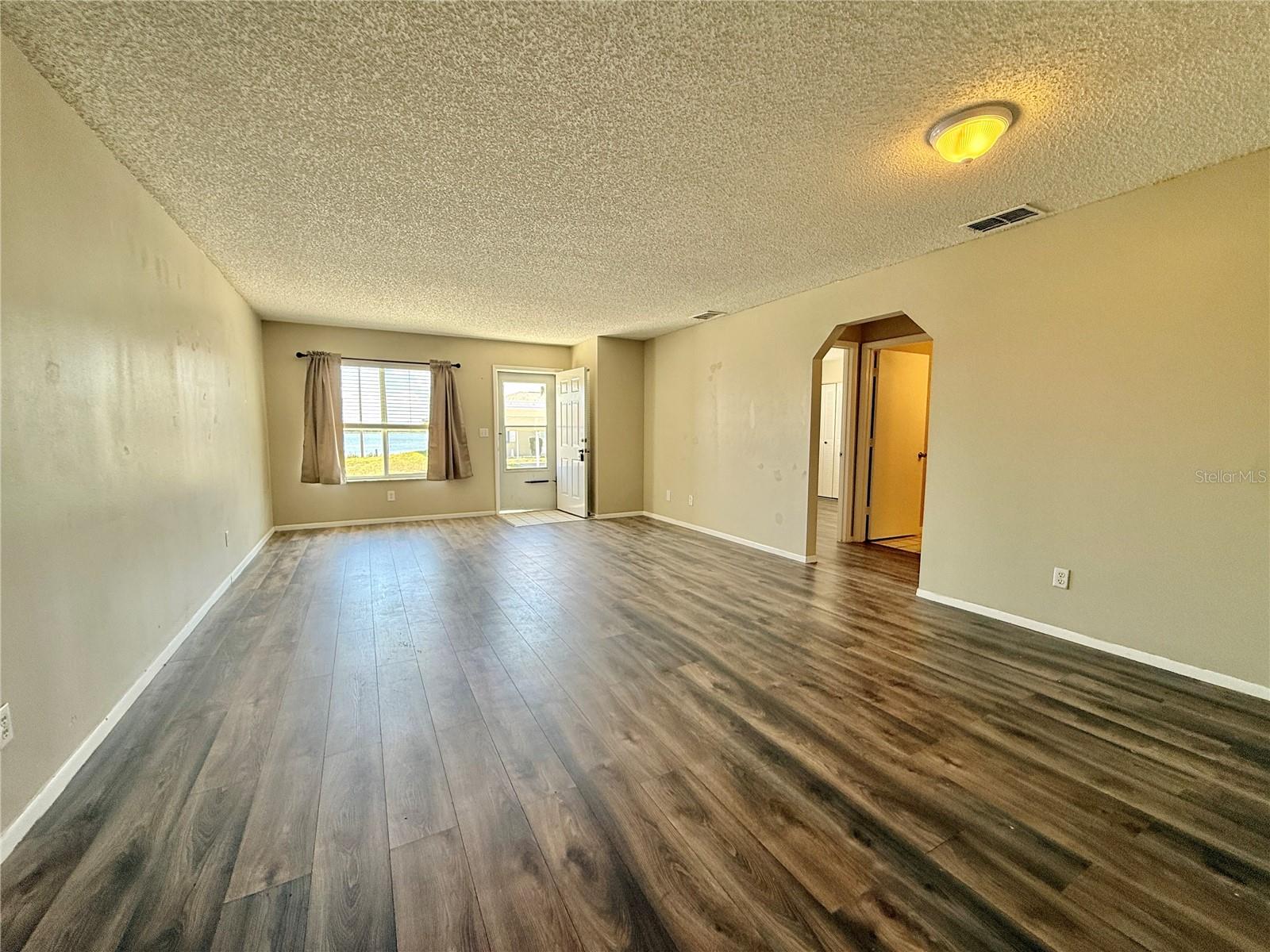 350 WINTER RIDGE BOULEVARD 350