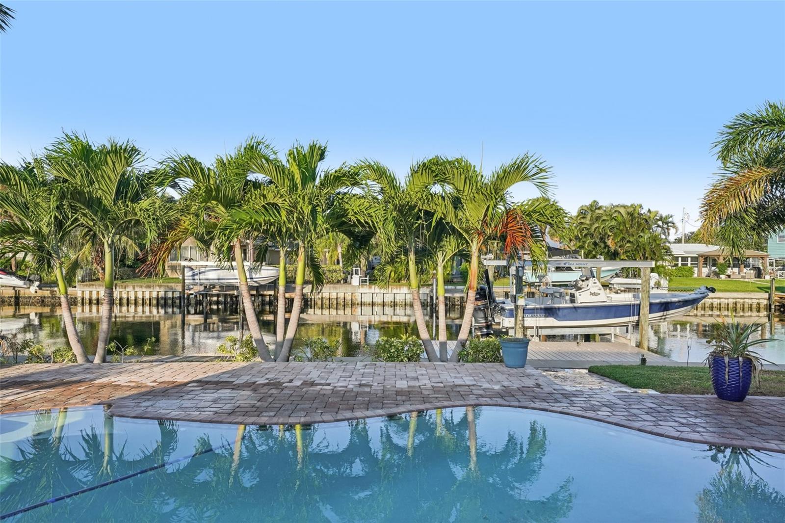 PATRICIAN POINT - Residential
