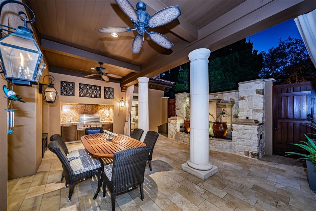 BAYOU CLUB - Residential