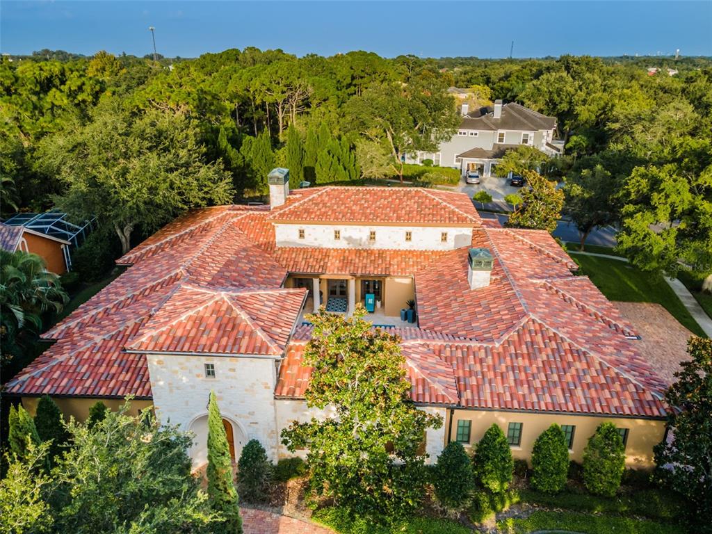 BAYOU CLUB - Residential