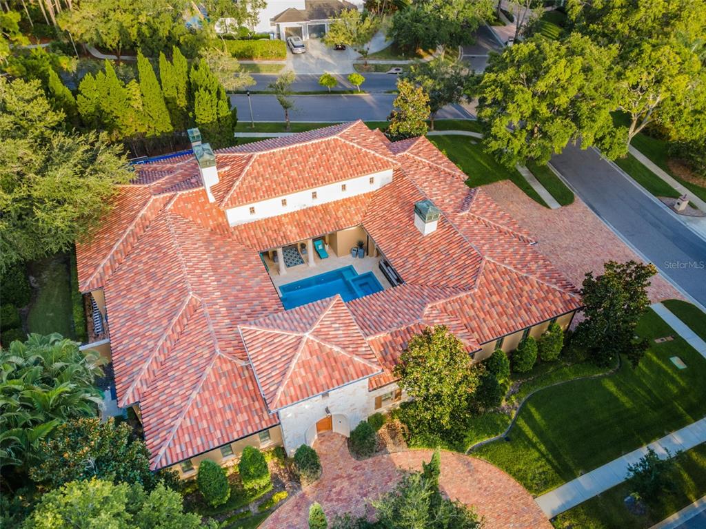 BAYOU CLUB - Residential