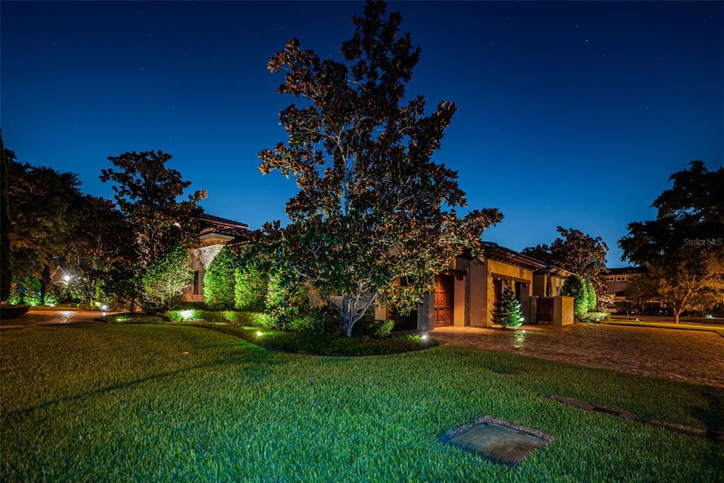 BAYOU CLUB - Residential