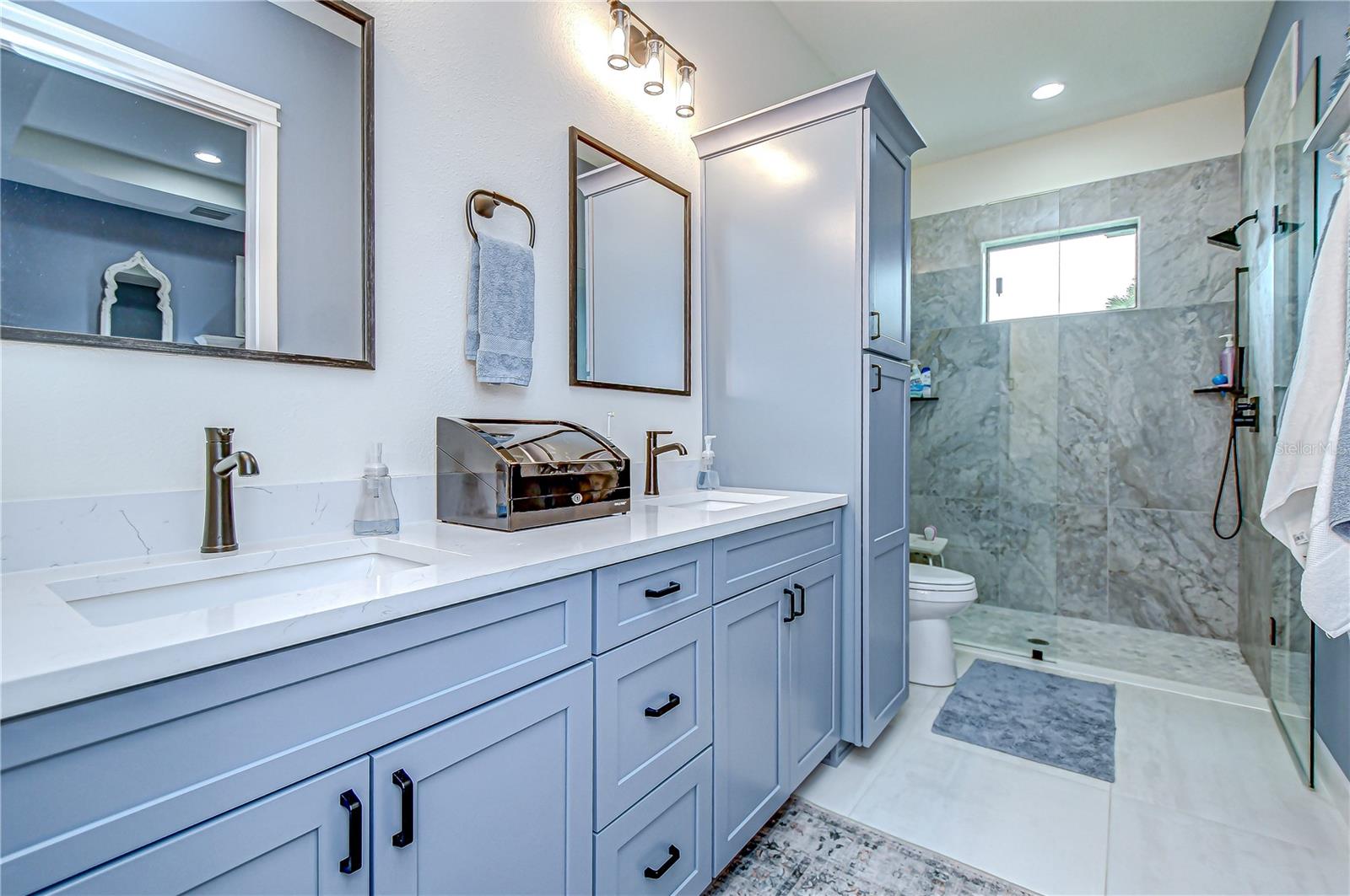 ALICE HEIGHTS - Residential