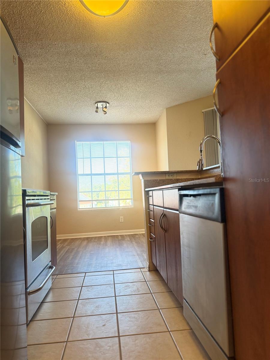 LEXINGTON PLACE CONDO - Residential Lease