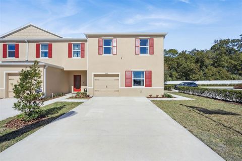 Photo of 3301 Private Oak Drive, Apopka, FL 32703 (MLS # O6382097)