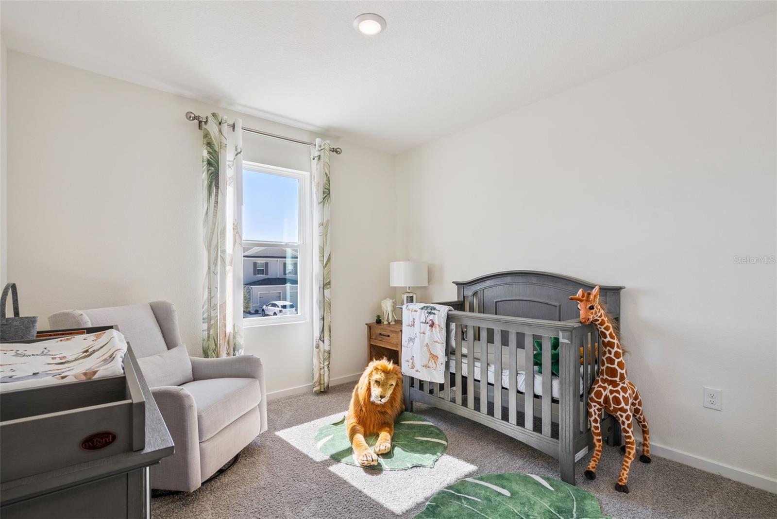 OAK POINTE - Residential