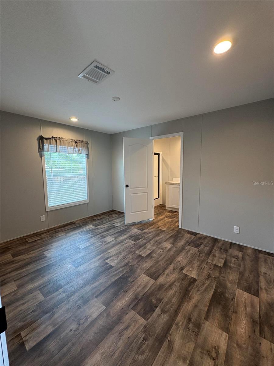 GLENGARRY PARK - Residential