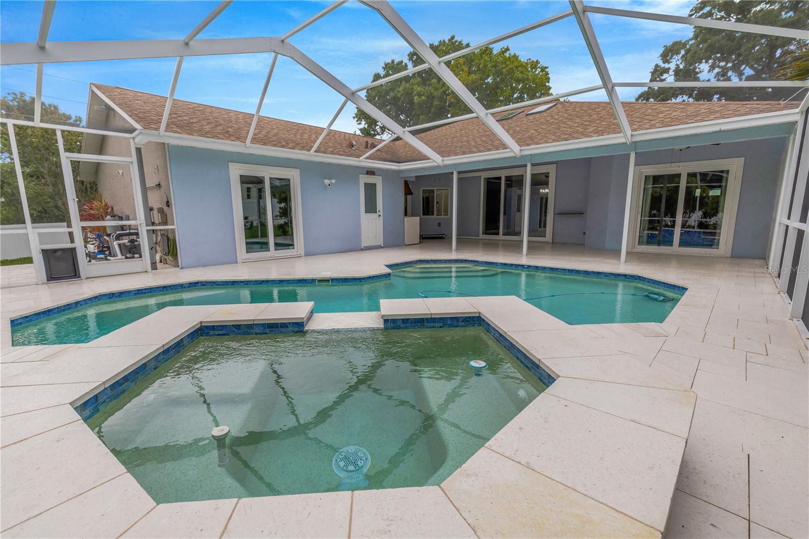 WHITCOMB PLACE - Residential