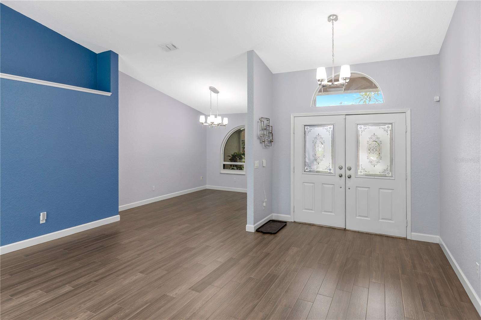 WHITCOMB PLACE - Residential