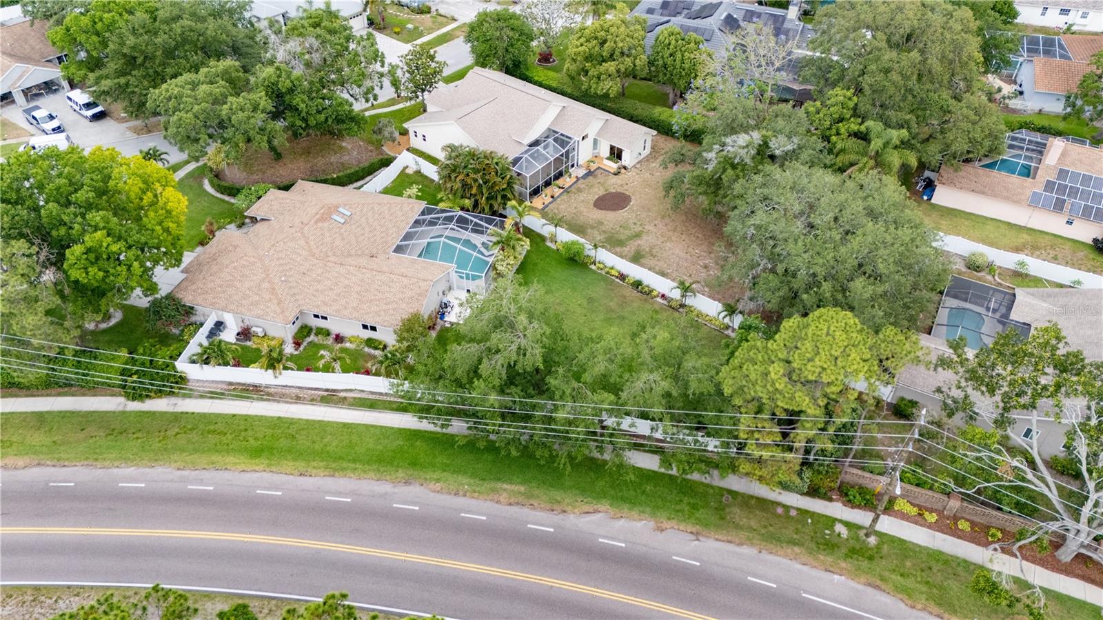 WHITCOMB PLACE - Residential