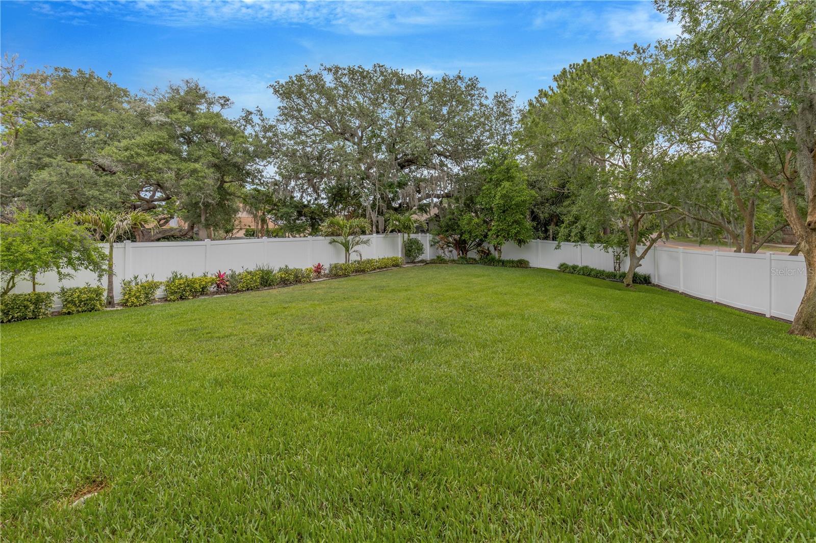 WHITCOMB PLACE - Residential