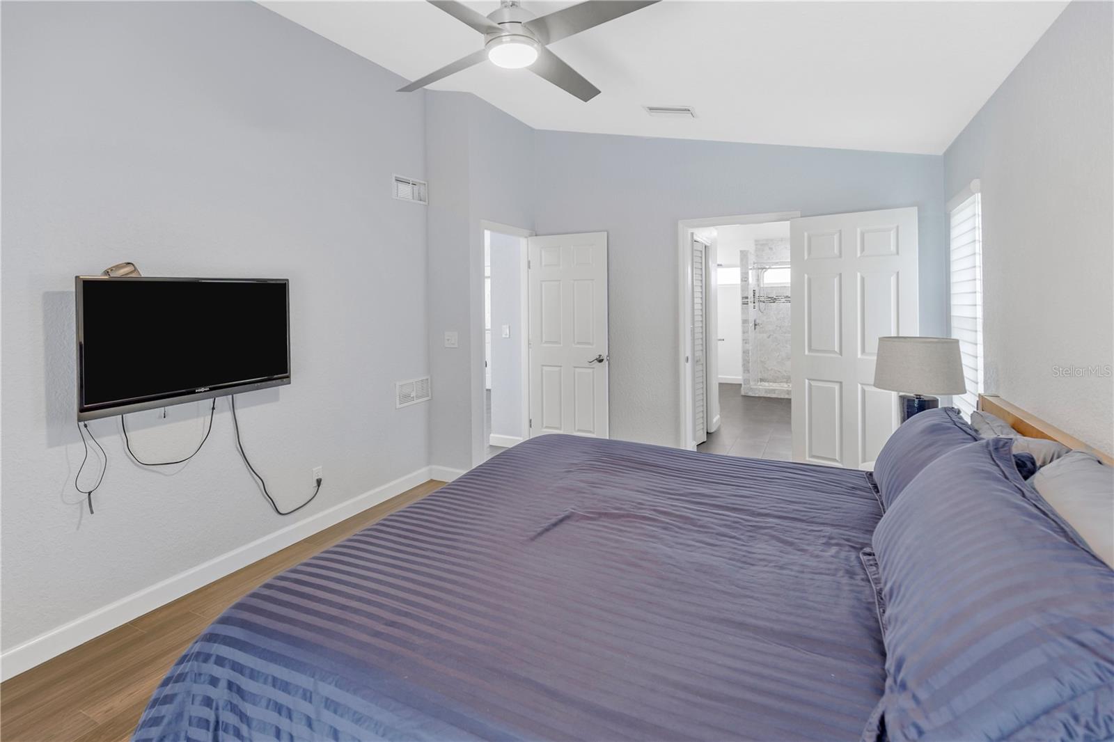 WHITCOMB PLACE - Residential