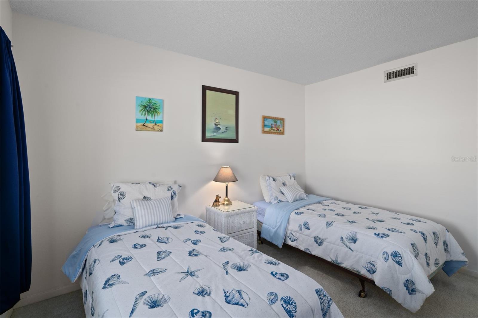 SAND PEBBLE POINTE CONDO 01 AMD 02 - Residential