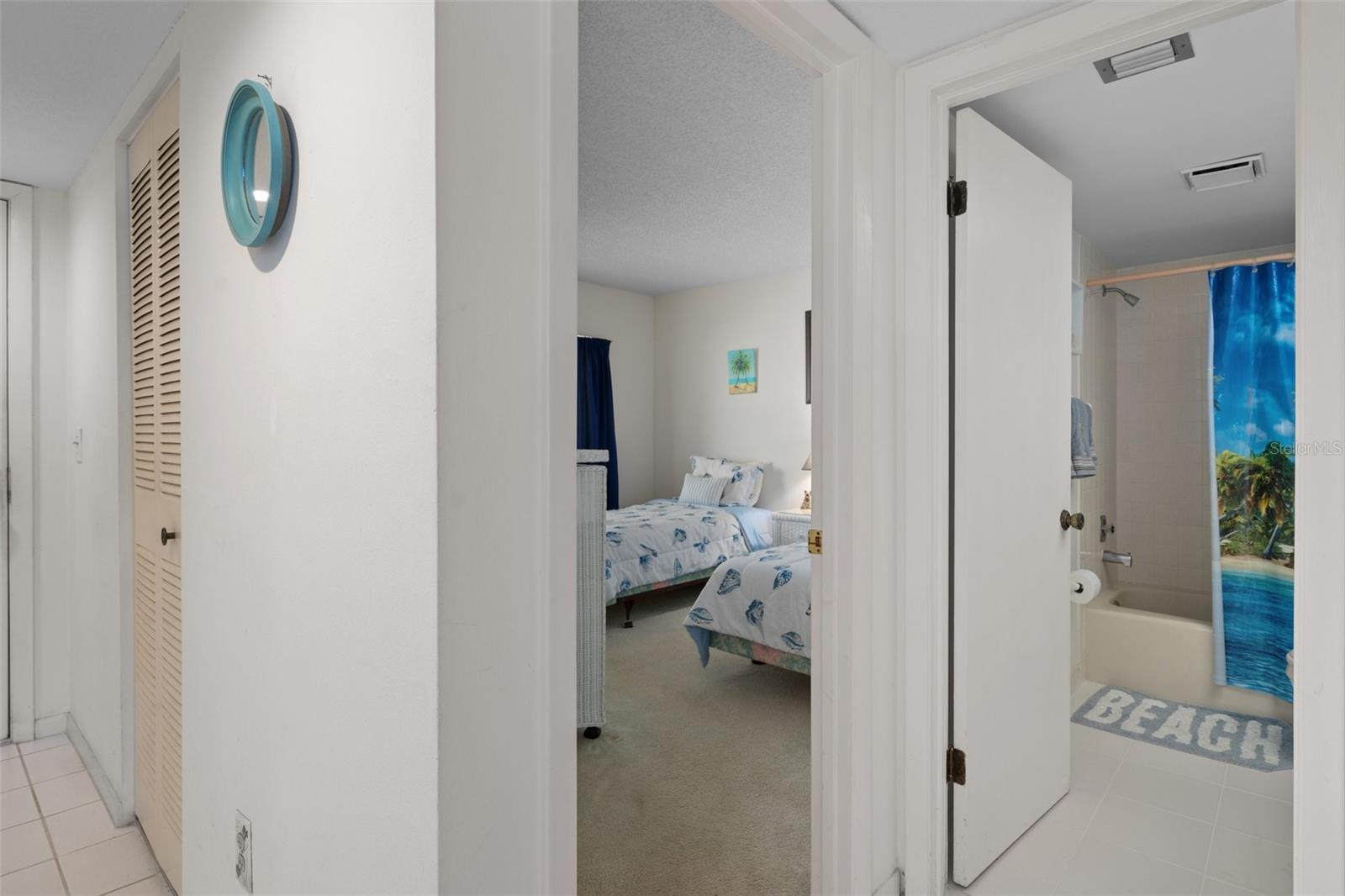 SAND PEBBLE POINTE CONDO 01 AMD 02 - Residential