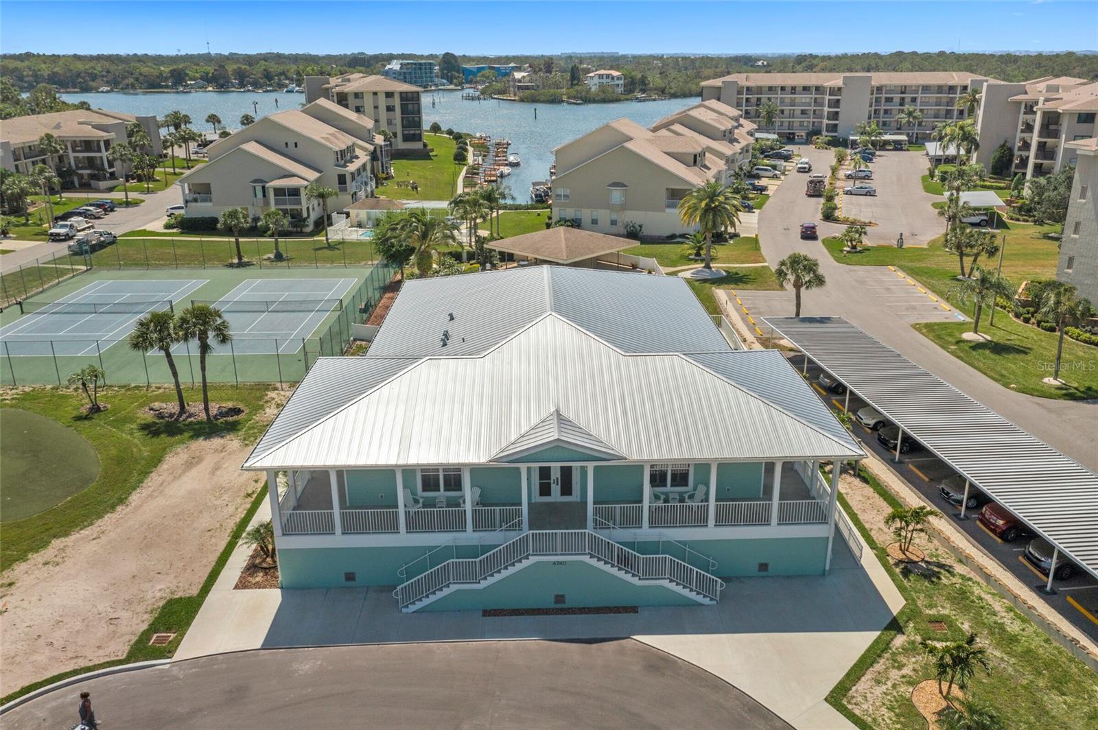 SAND PEBBLE POINTE CONDO 01 AMD 02 - Residential