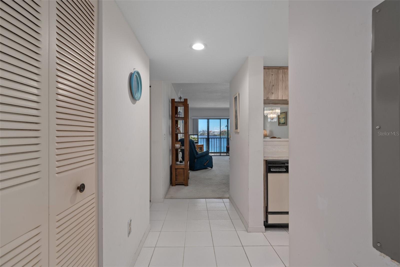 SAND PEBBLE POINTE CONDO 01 AMD 02 - Residential
