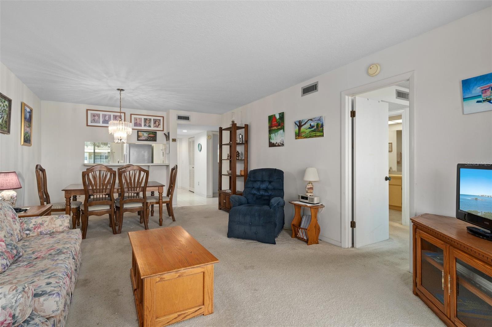 SAND PEBBLE POINTE CONDO 01 AMD 02 - Residential
