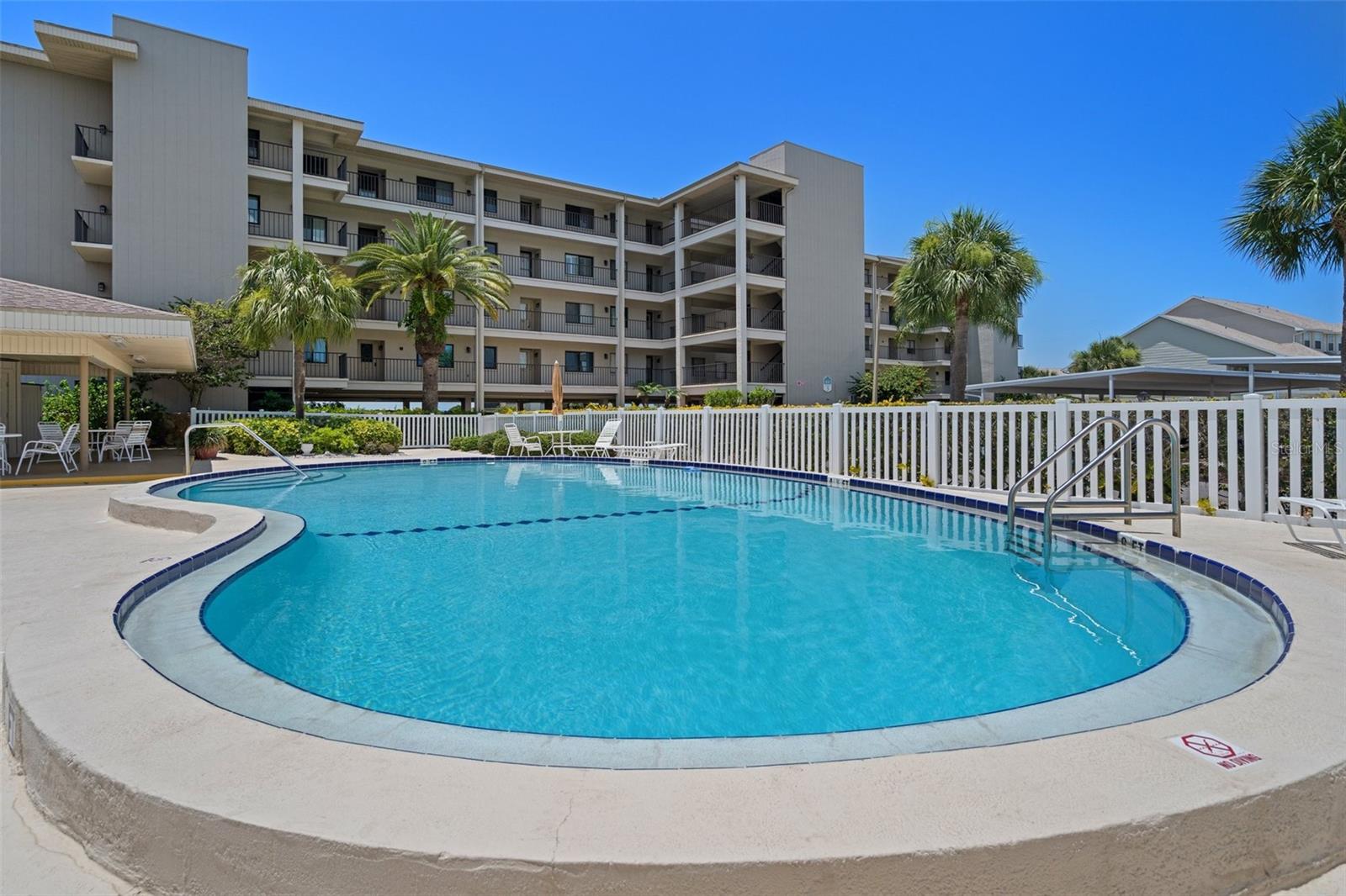 SAND PEBBLE POINTE CONDO 01 AMD 02 - Residential