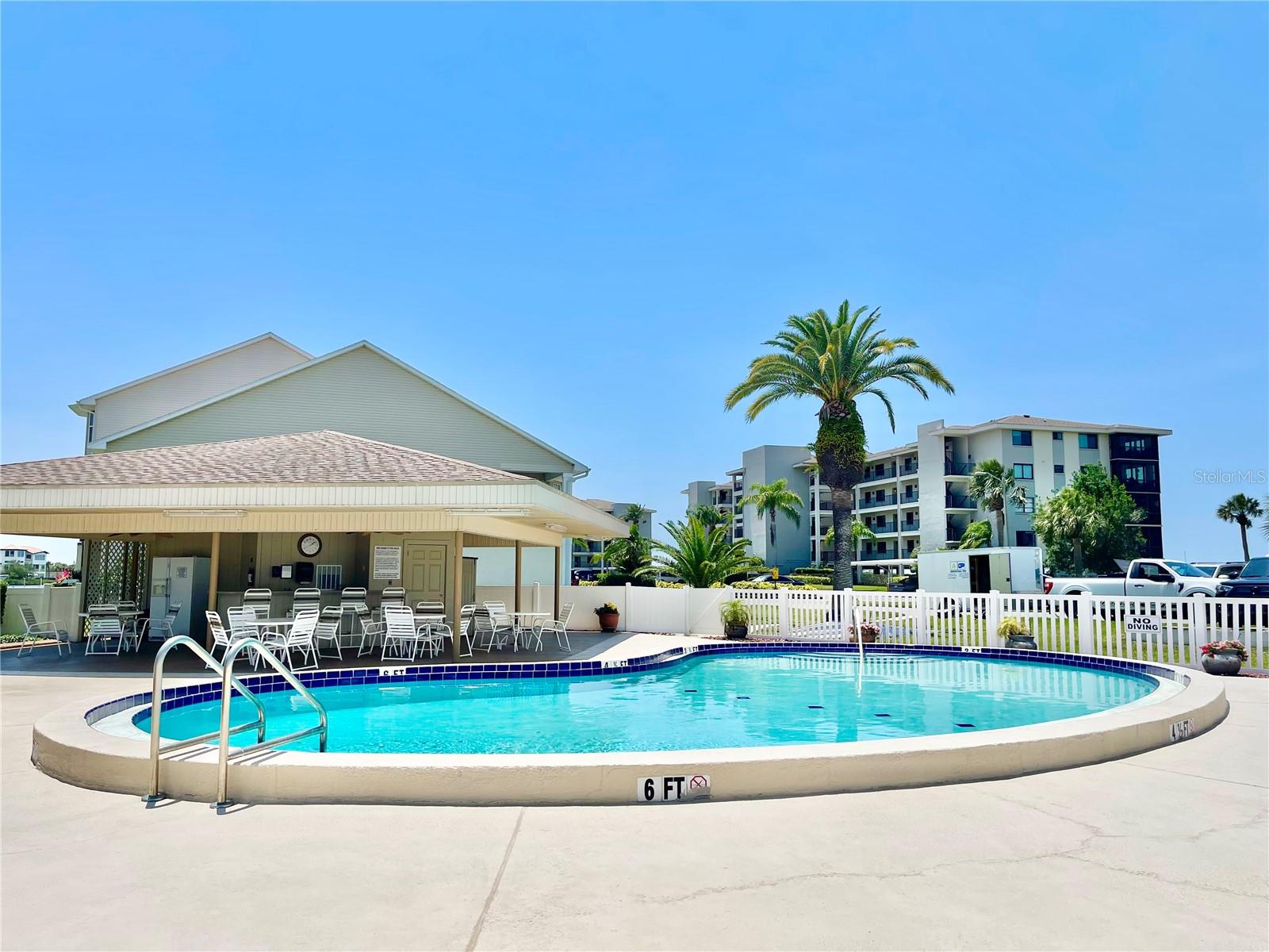 SAND PEBBLE POINTE CONDO 01 AMD 02 - Residential