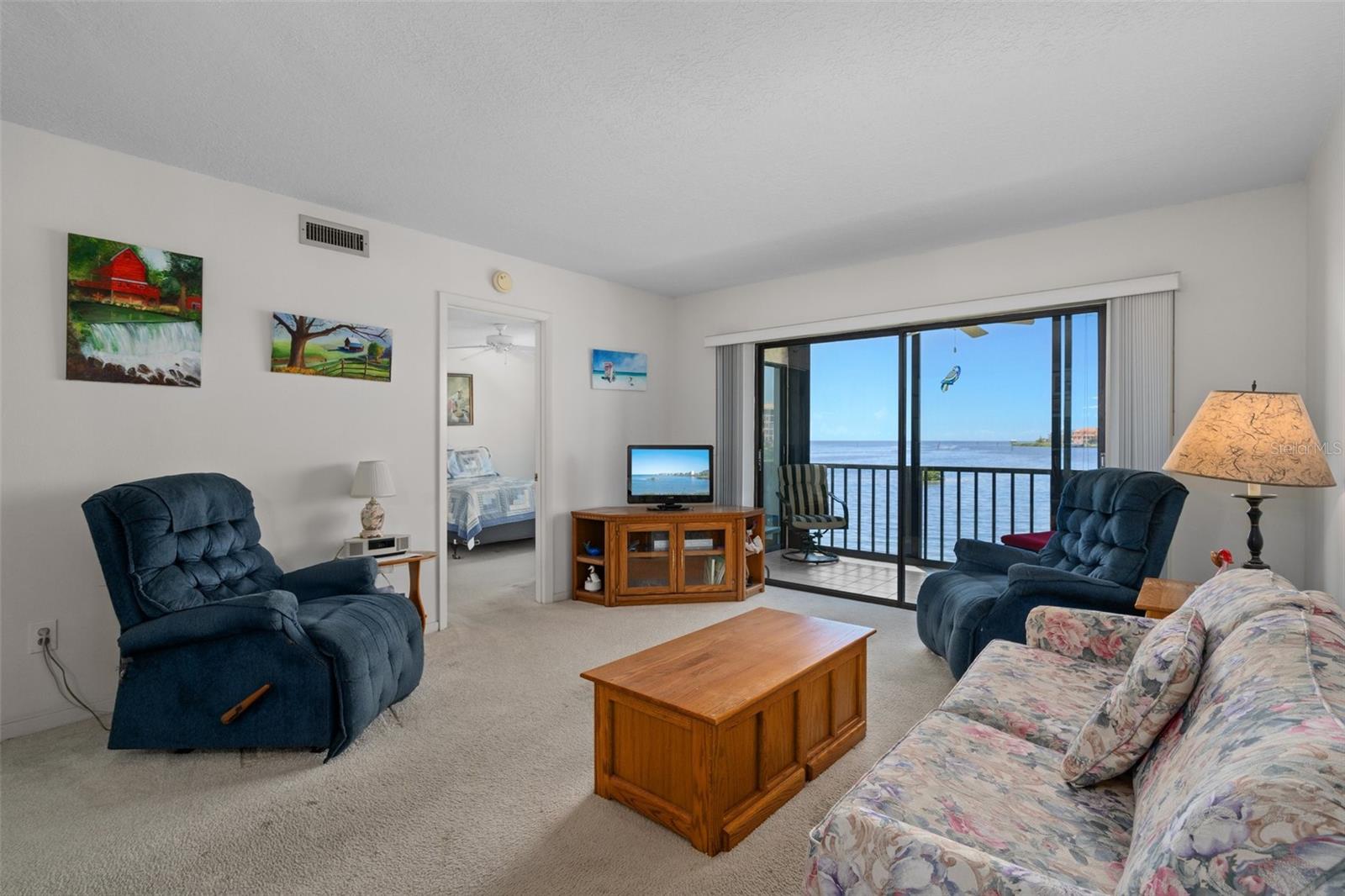 SAND PEBBLE POINTE CONDO 01 AMD 02 - Residential