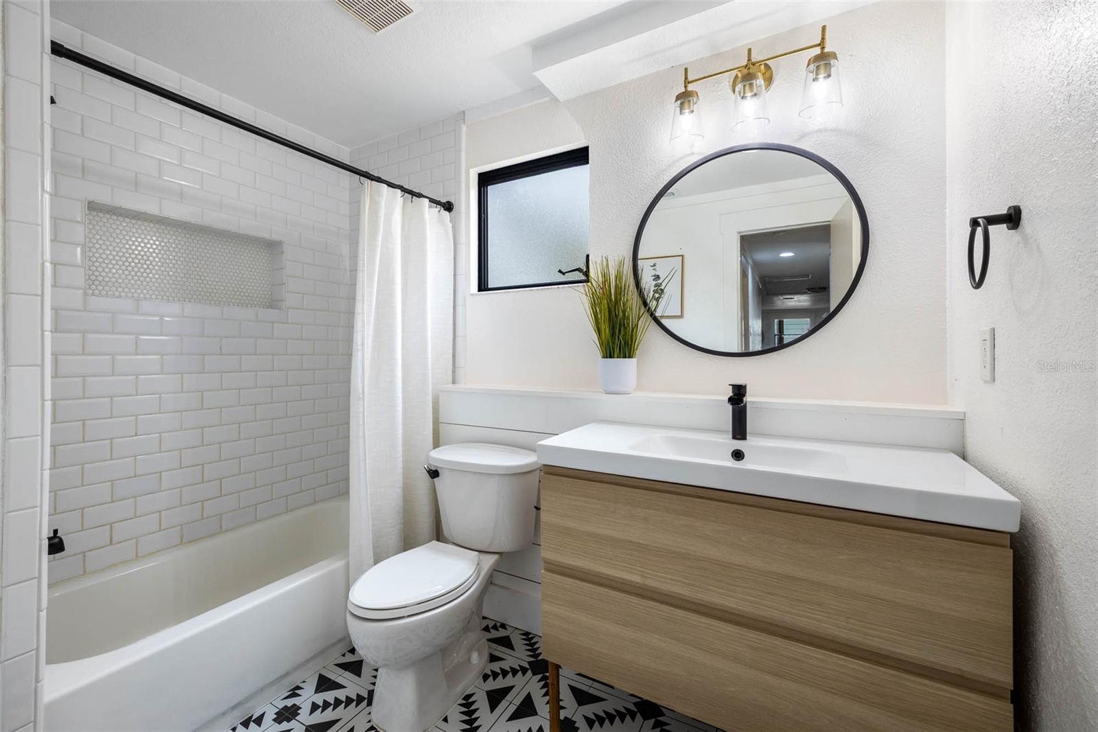 HARBOR VIEW A - Residential