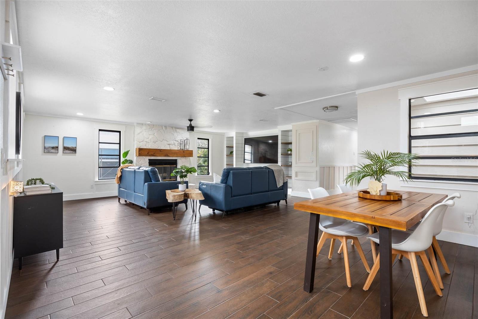 HARBOR VIEW A - Residential