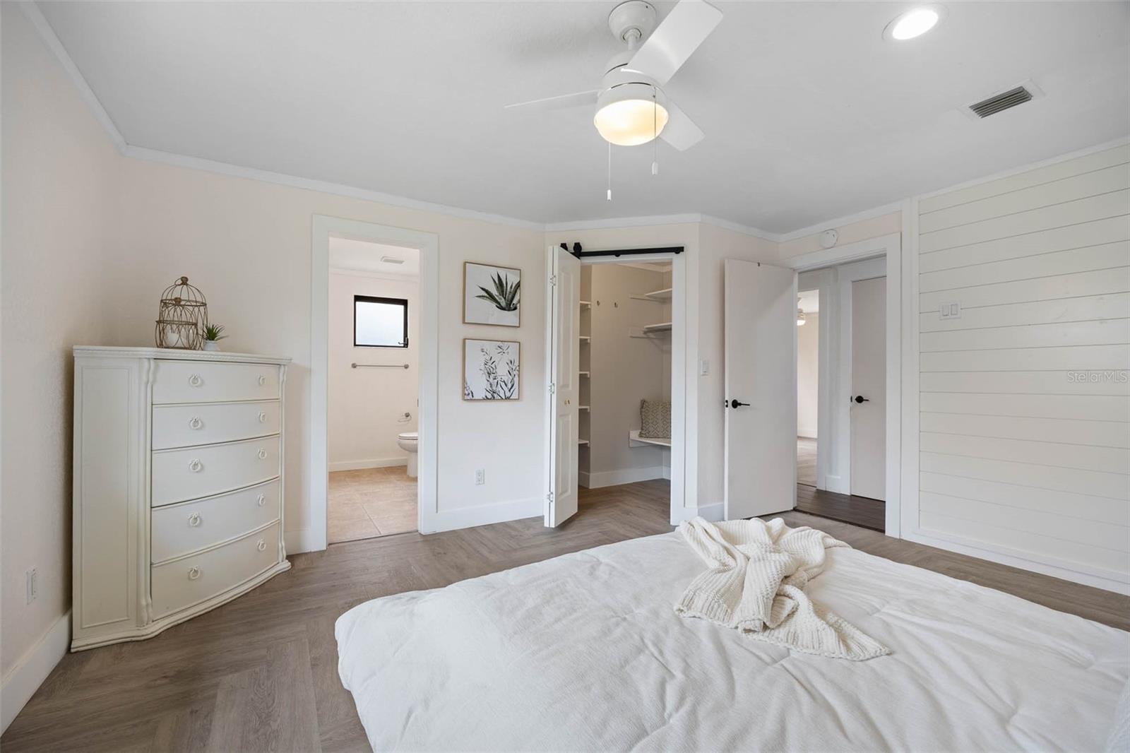 HARBOR VIEW A - Residential