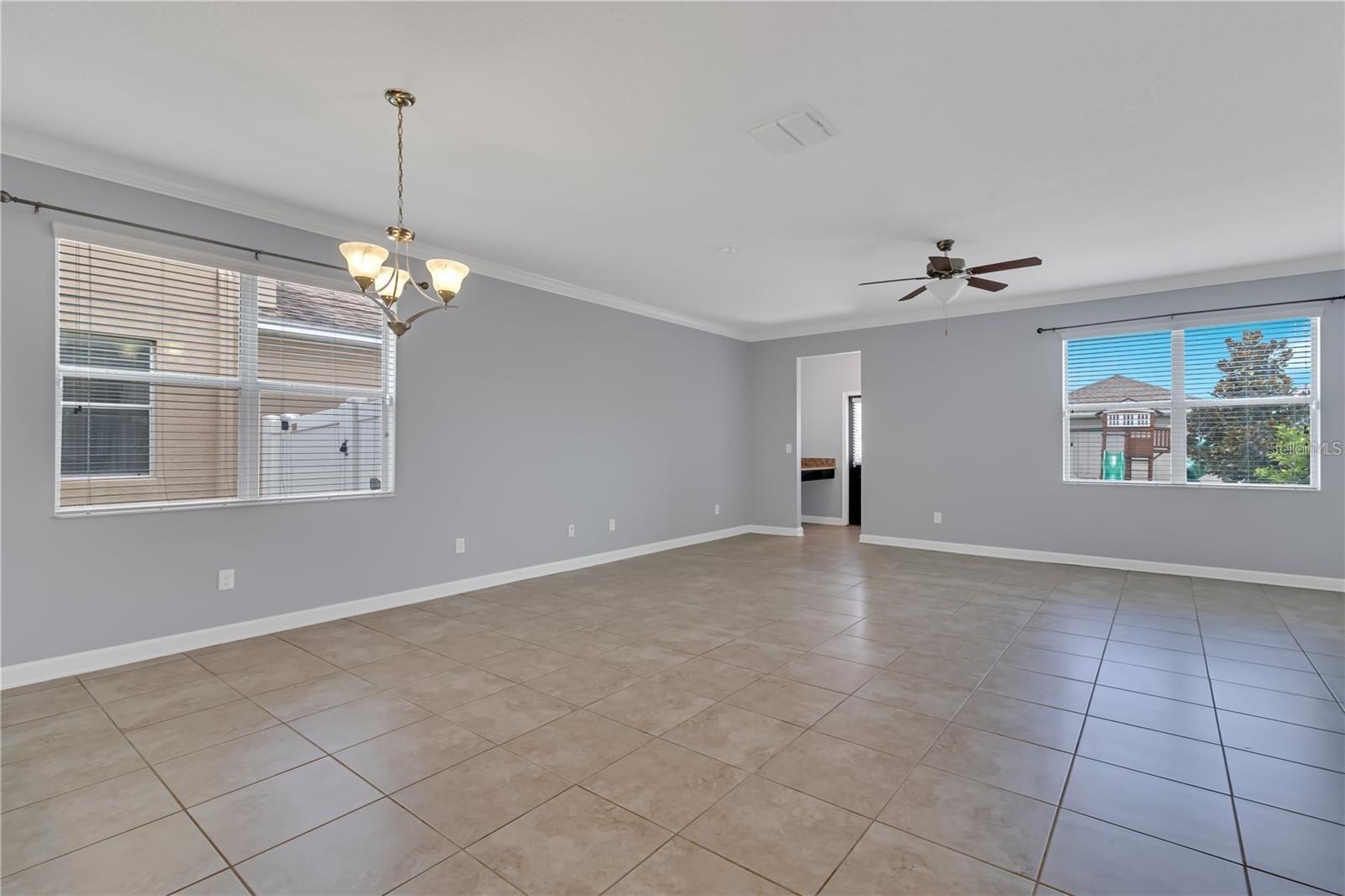 OAKS/MOSS PARK - Residential