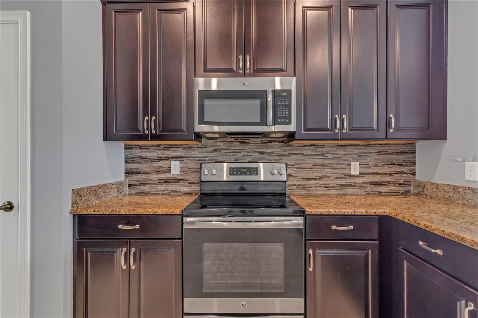 OAKS/MOSS PARK - Residential