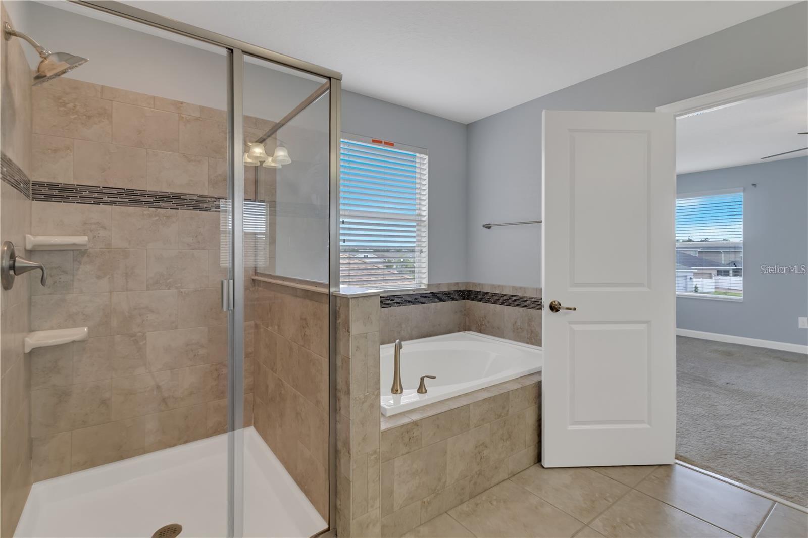 OAKS/MOSS PARK - Residential