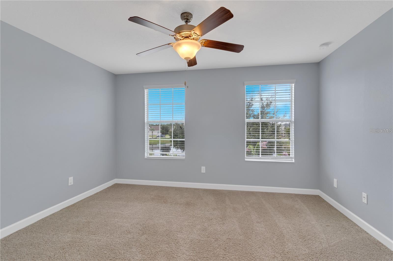 OAKS/MOSS PARK - Residential