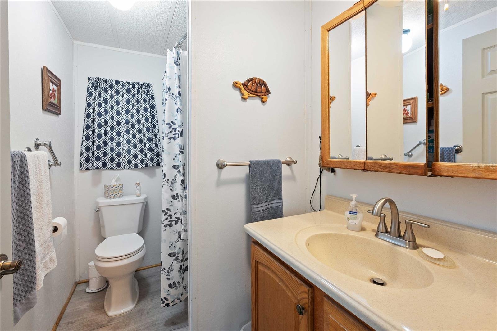 LAKE BETMAR ESTATES - Residential