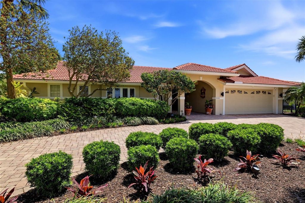 Photo of 2080 Hawaii Avenue NE, St Petersburg, FL 33703 (MLS # TB8498249)