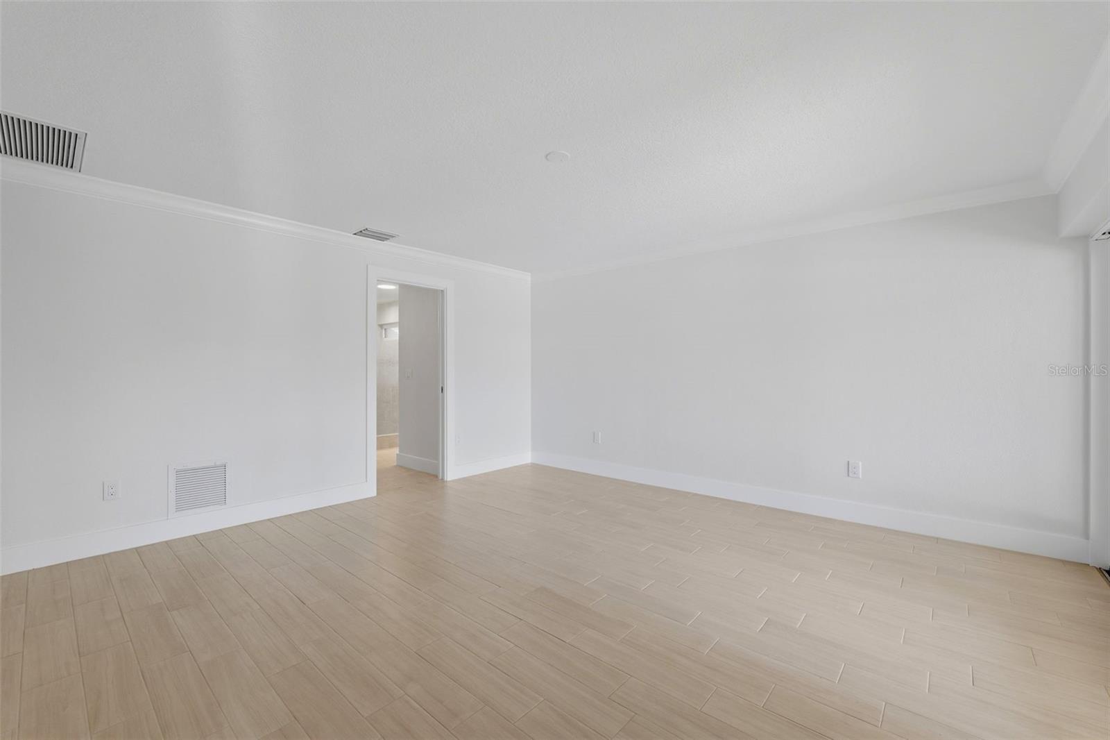 VENETIAN ISLES - Residential