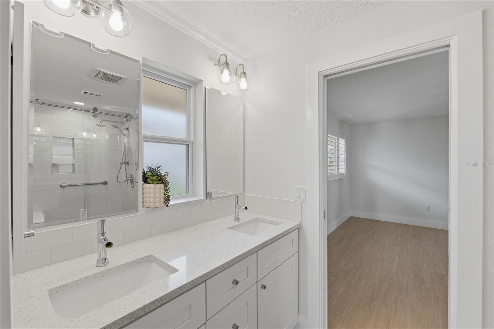 VENETIAN ISLES - Residential