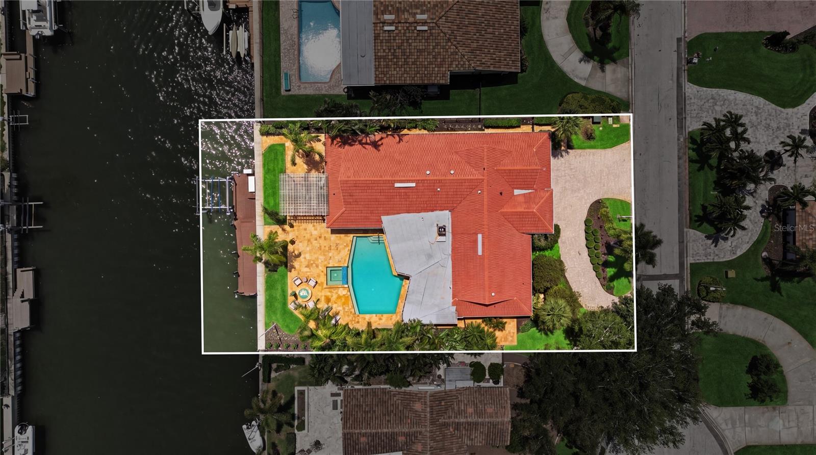 VENETIAN ISLES - Residential