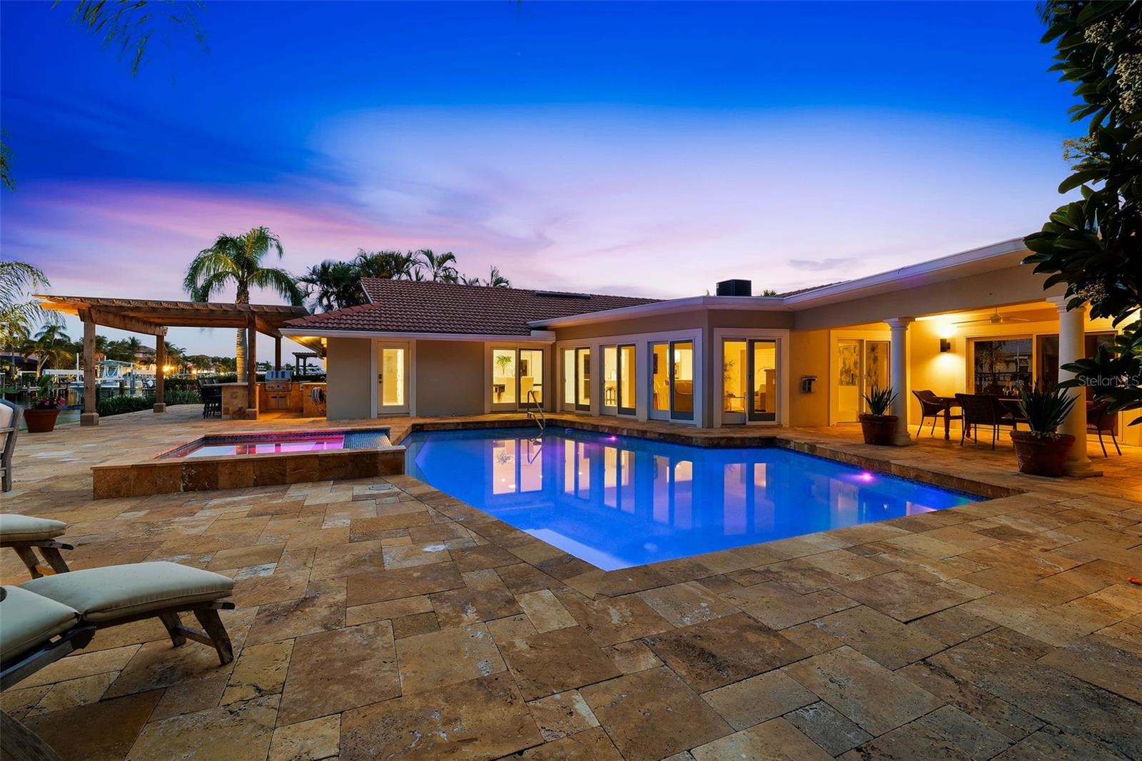 VENETIAN ISLES - Residential