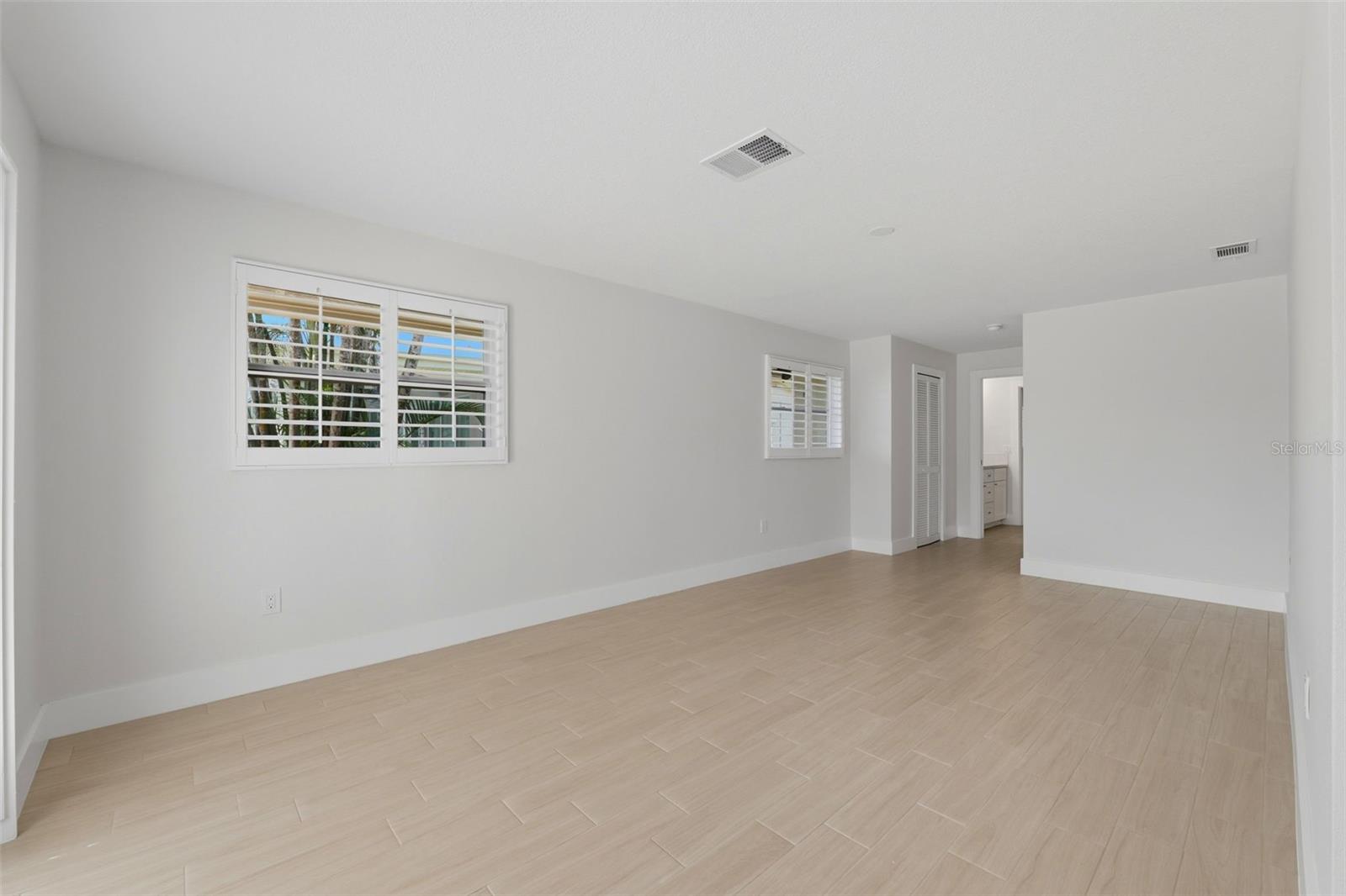 VENETIAN ISLES - Residential