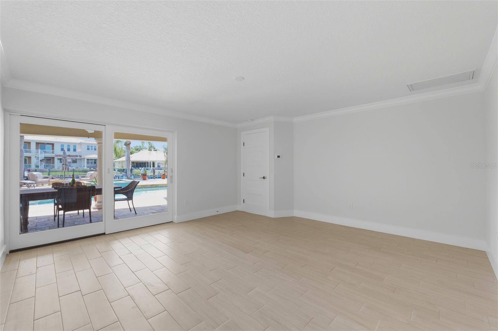 VENETIAN ISLES - Residential