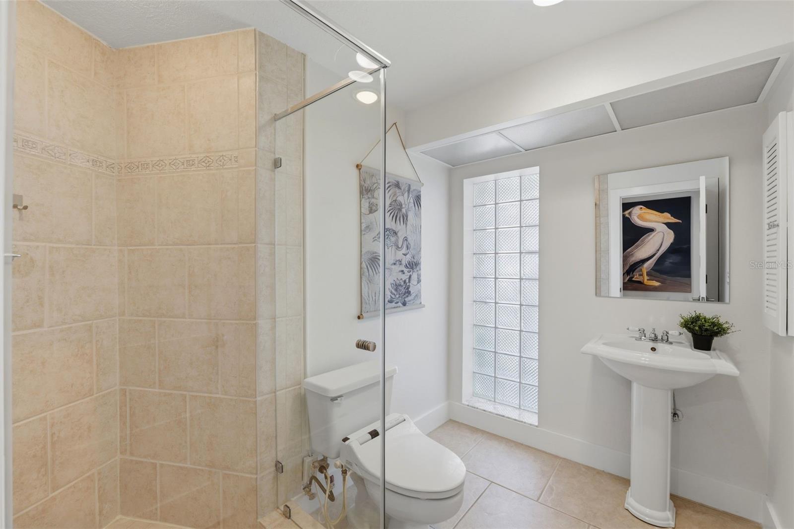 VENETIAN ISLES - Residential