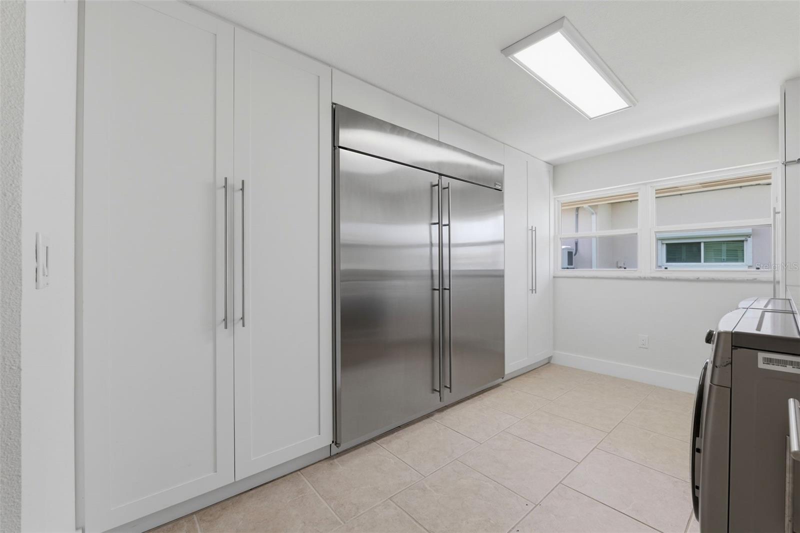 VENETIAN ISLES - Residential