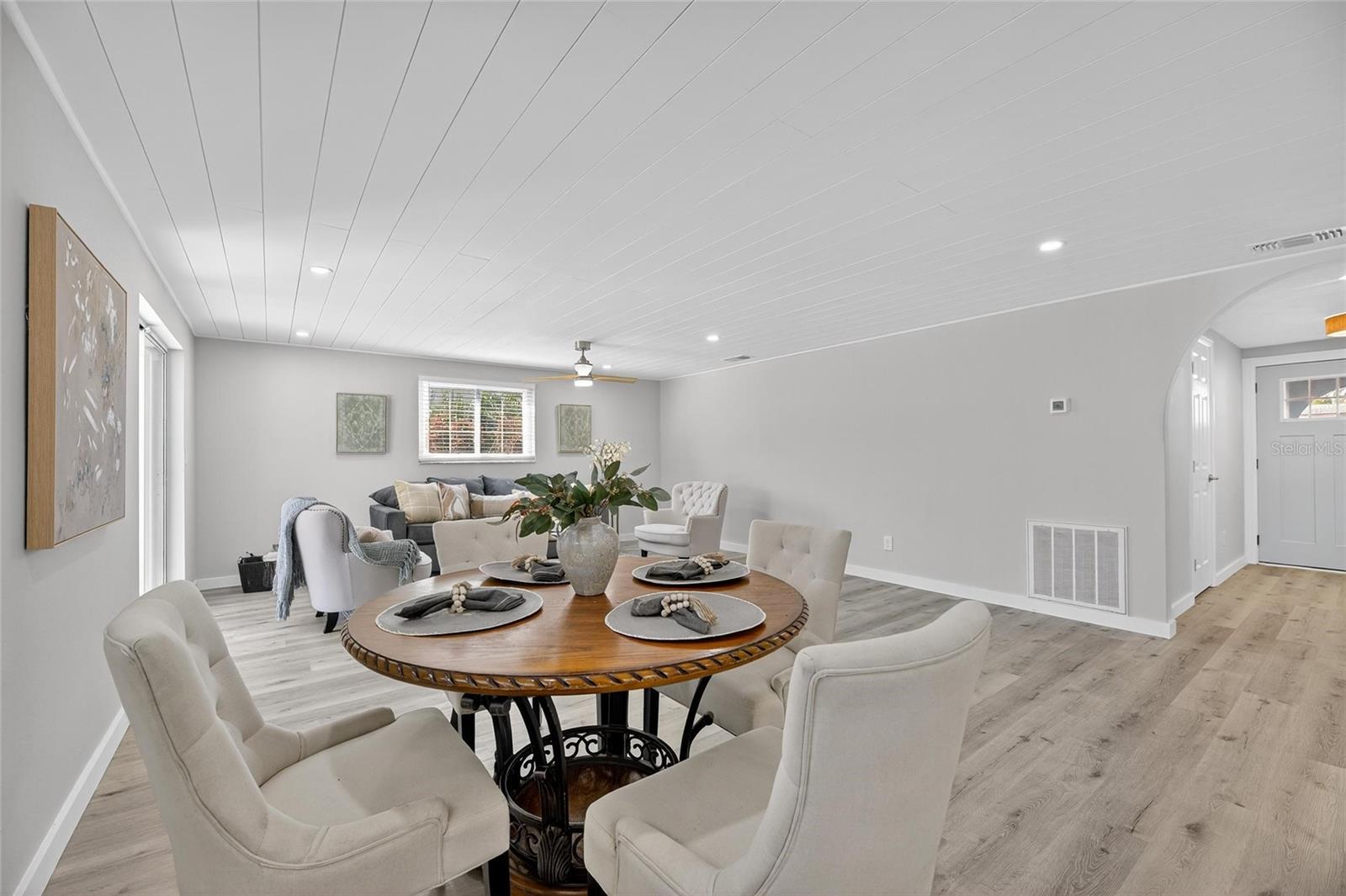 APOLLO BEACH UNIT TWO - Residential