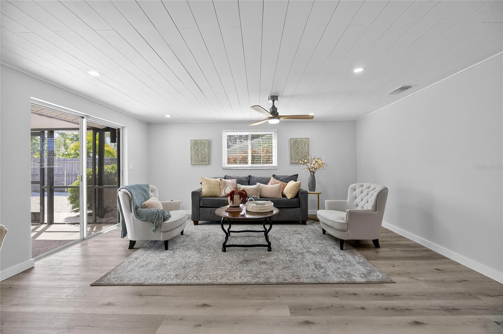 APOLLO BEACH UNIT TWO - Residential