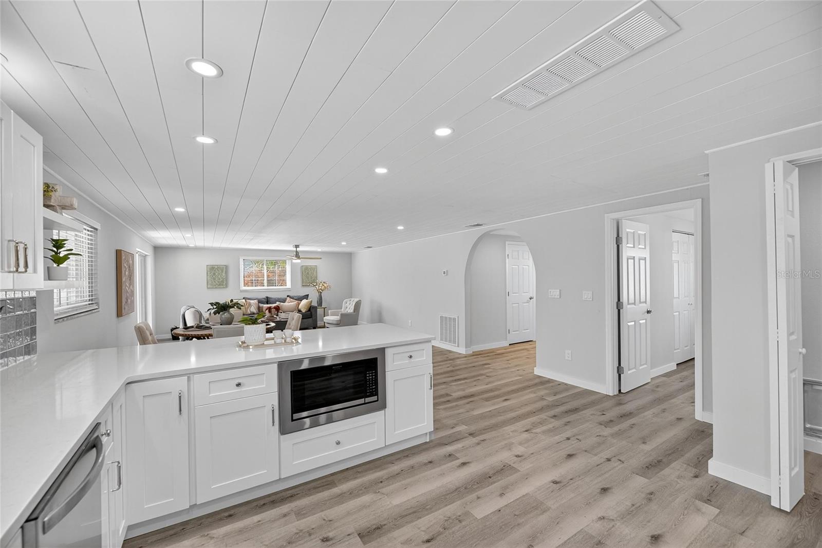 APOLLO BEACH UNIT TWO - Residential