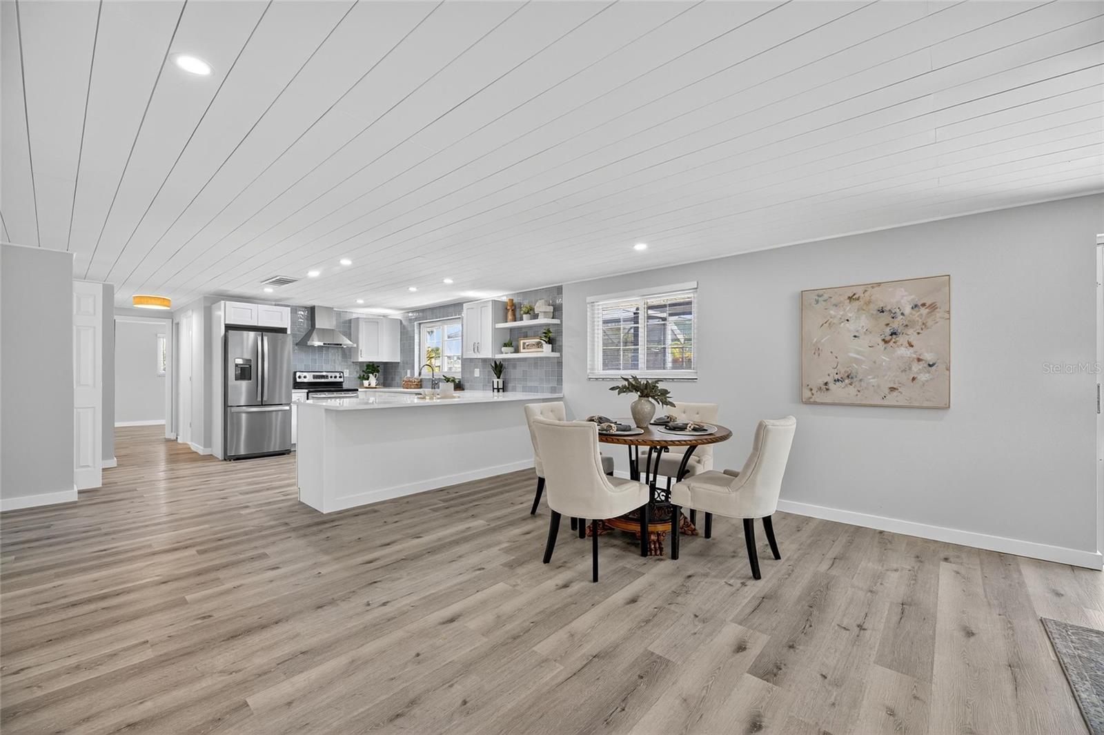 APOLLO BEACH UNIT TWO - Residential