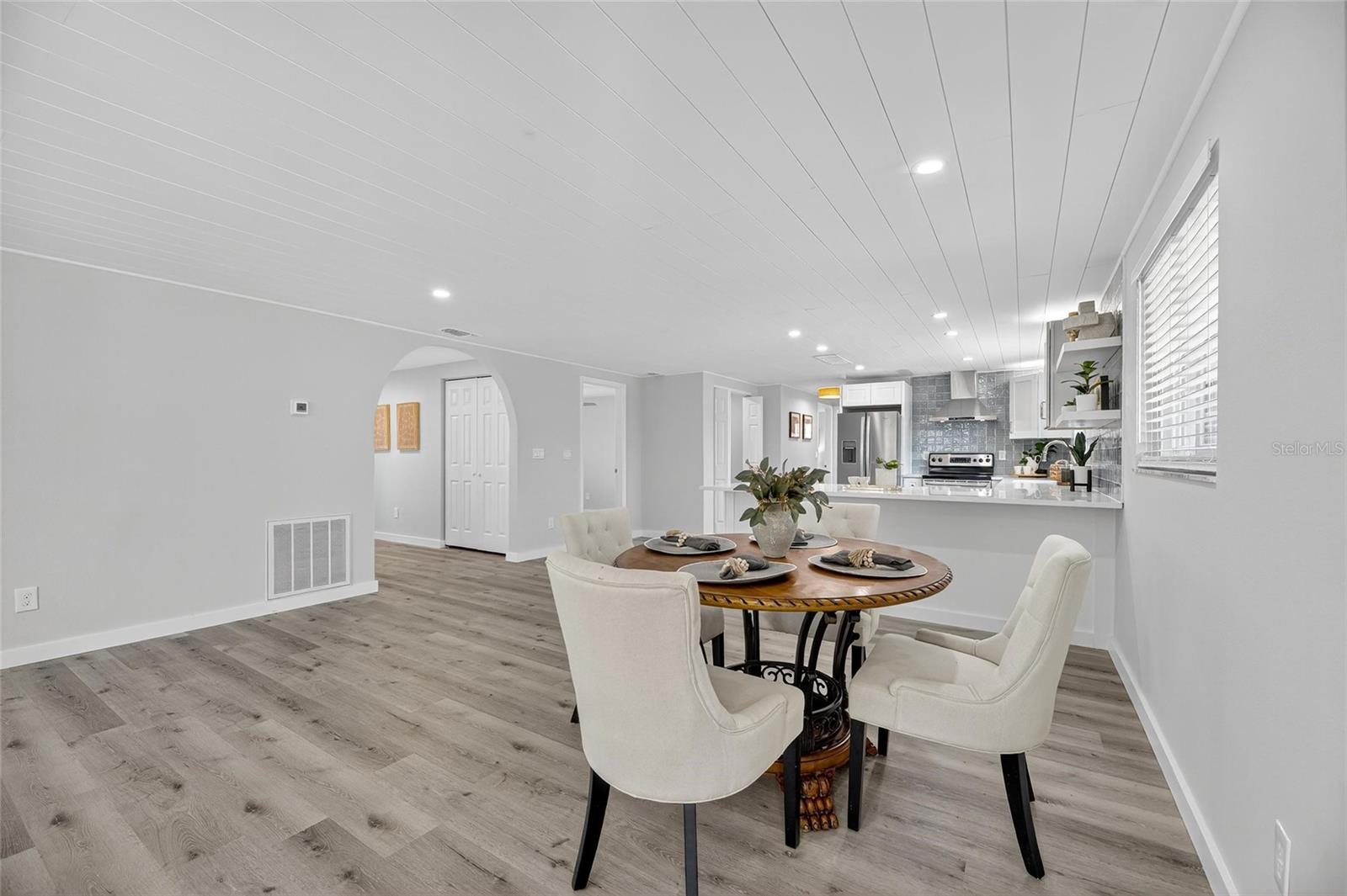 APOLLO BEACH UNIT TWO - Residential